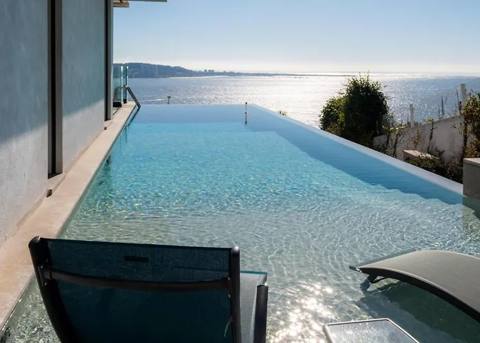 Modern With Sea & River View Pool And Gym. Lisboa
