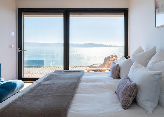 Vila Modern With Sea & River View Pool And Gym.