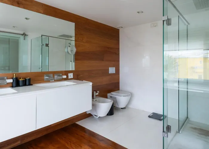 Vila Modern With Sea & River View Pool And Gym. *