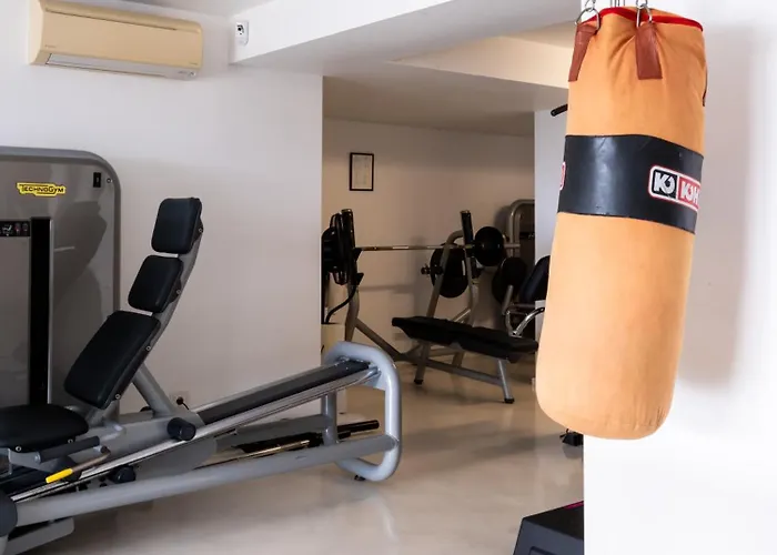 Modern With Sea & River View Pool And Gym. *