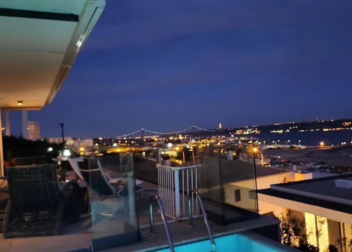 Modern With Sea & River View Pool And Gym.