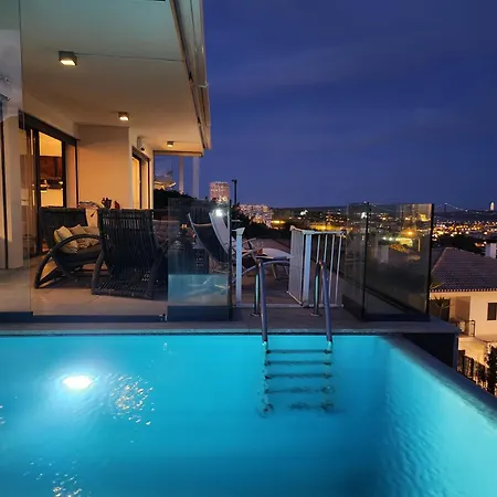 Modern With Sea & River View Pool And Gym.