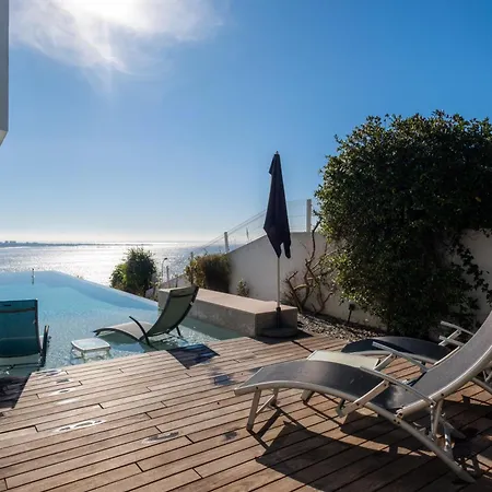 Modern With Sea & River View Pool And Gym. Βίλα *