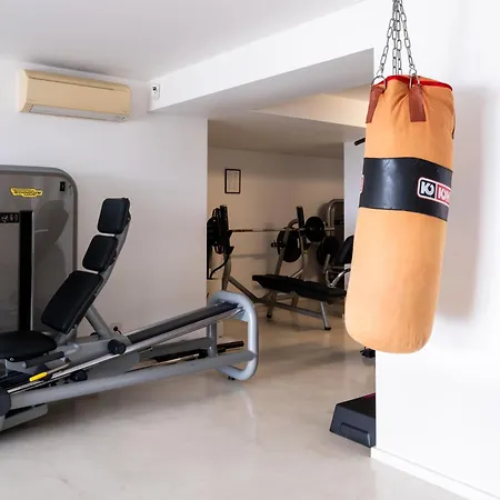 Modern With Sea & River View Pool And Gym. *