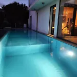 Modern With Sea & River View Pool And Gym. *