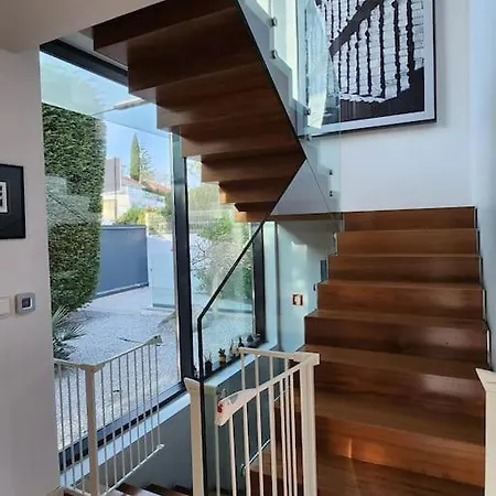 Modern With Sea & River View Pool And Gym. * Lisbon