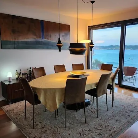 Modern With Sea & River View Pool And Gym. فيلة *