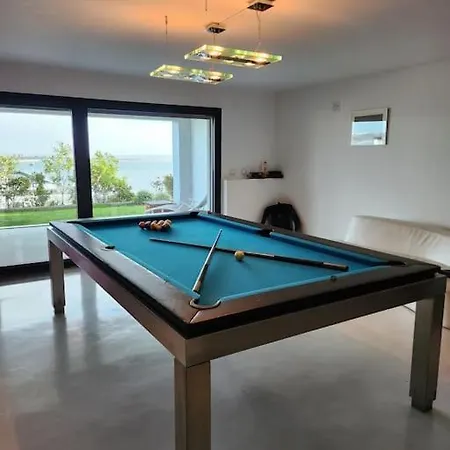 Modern With Sea & River View Pool And Gym.