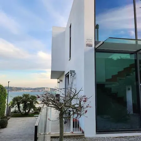 Modern With Sea & River View Pool And Gym. * Lisbon