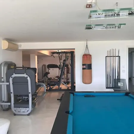 Modern With Sea & River View Pool And Gym. *