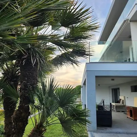 Villa Modern With Sea & River View Pool And Gym. Lisbon