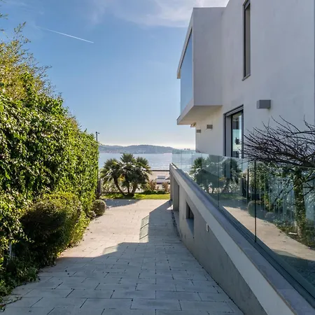 Modern With Sea & River View Pool And Gym. Lisboa