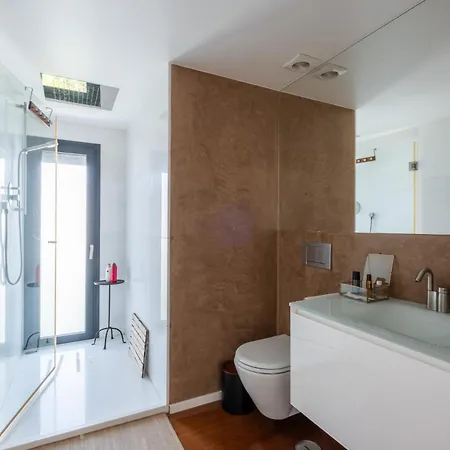 Modern With Sea & River View Pool And Gym. Villa Lisboa